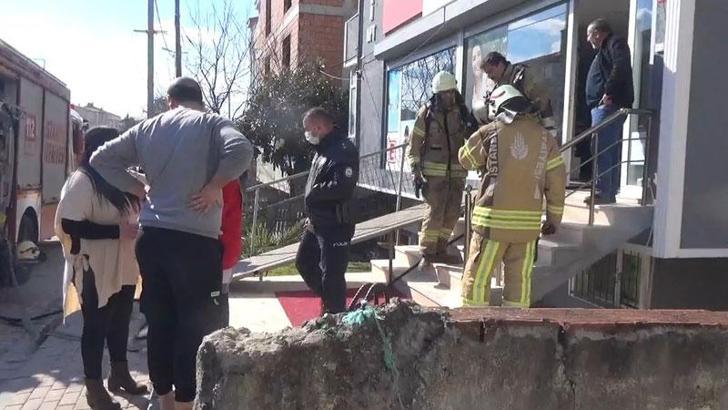 Silivri'de jeneratörün patlamasıyla eczanede yangın çıktı
