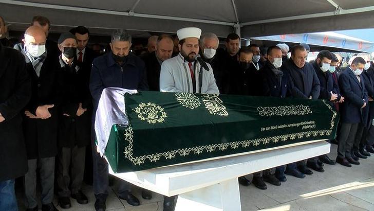 MHP'li Mehmet Bülent Karataş'ın annesi son yolculuğuna uğurlandı