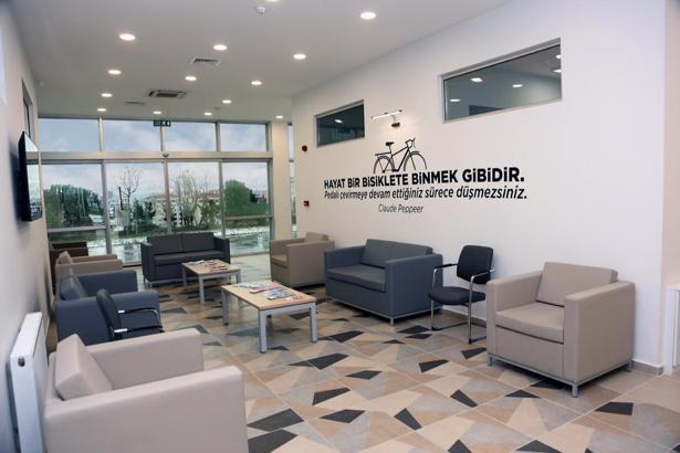 Küçükçekmece Belediyesi'nden vatandaşlara ücretsiz psikoterapi ve danışmanlık hizmeti