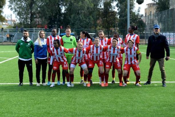 (ÖZEL) Taylancı: UEFA, Şampiyonlar Ligi için kulüplere kadın futbol takımı şartı koyacak