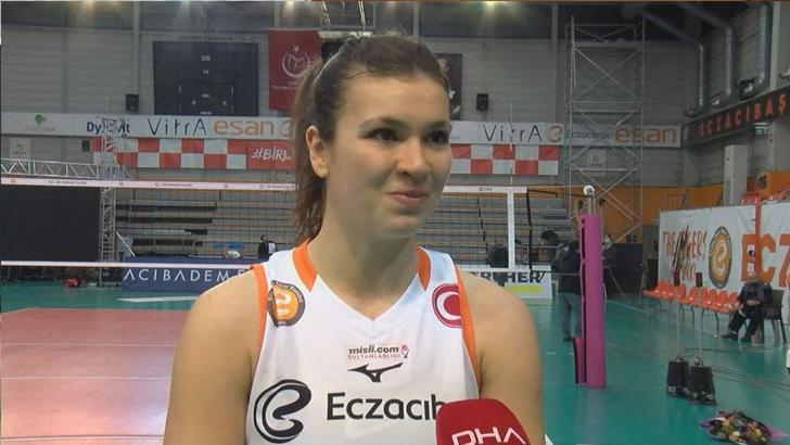 Eczacıbaşı Dynavit oyuncusu Beyza Arıcı: Kupayı Almanya'da kaldırmak istiyoruz