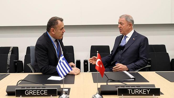 Bakan Akar'dan Brüksel’de kritik görüşmeler