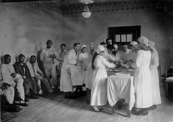 Prof. Dr. Erdöl: 1915’li tıbbiyelilerin tamamı Çanakkale’de şehit düştü