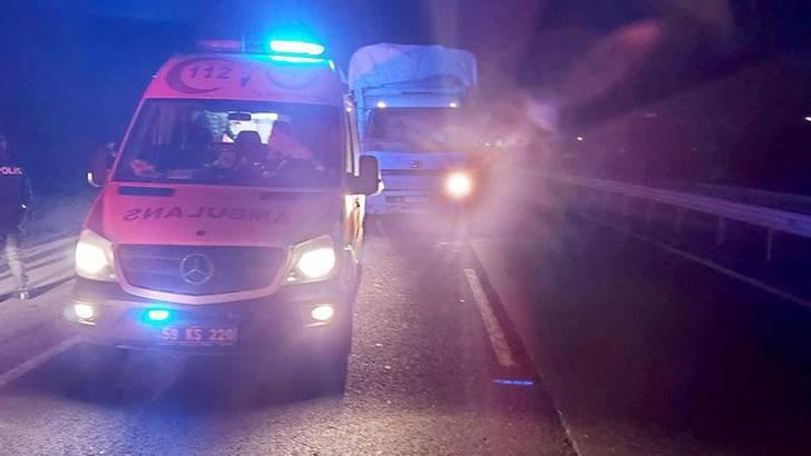 Yolun karşısına geçmek isterken taksi çarptı, hastanede öldü