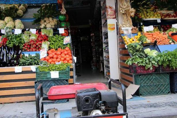 Beşiktaş Dikilitaş Mahallesi 40 saattir elektriksiz