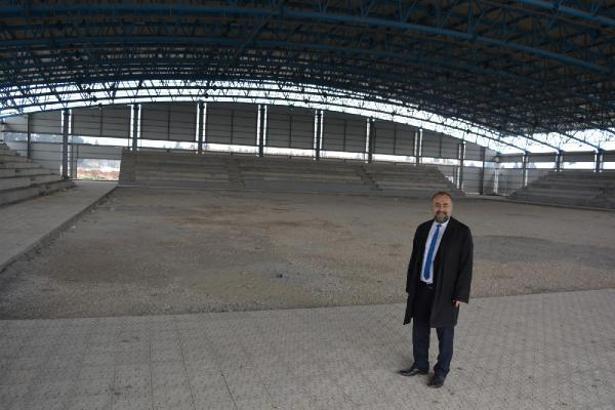 Balıkesir'in yeni spor kompleksi tamamlanıyor