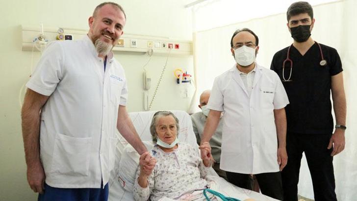 Oya Aydoğan'ın ölümüne neden olan hastalıktan, ameliyatla kurtuldu