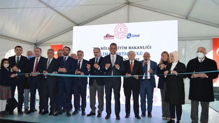 Limak’ın Elazığ’da yaptırdığı ortaokul Milli Eğitim Bakanı Mahmut Özer tarafından açıldı