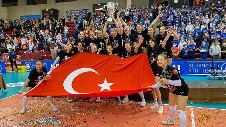 Eczacıbaşı Dynavit, CEV Kupası'nda şampiyon oldu