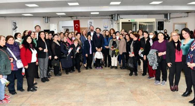Çiğli Belediyesi kadın buluşmasına ev sahipliği yaptı