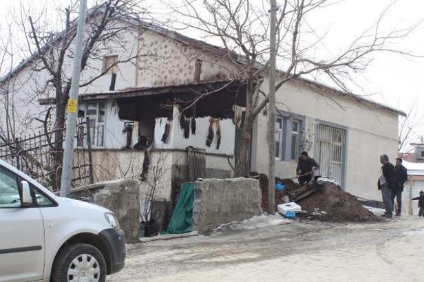 Çelikhan’da korkutan yangın