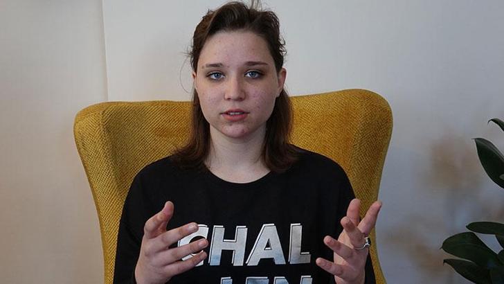 Ukrayna'da mahsur kalan Anastasiia, Edremit'teki ailesine kavuştu