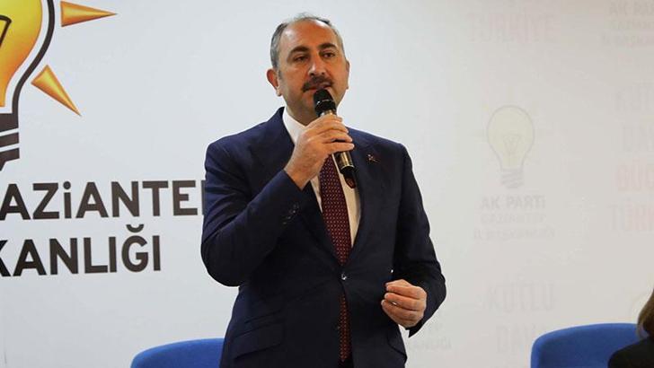 Abdulhamit Gül: Mevkiler, makamlar değil, ne yaptığınız önemlidir