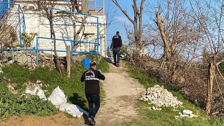 Tartıştığı arkadaşını sokak ortasında iki bacağından vurdu