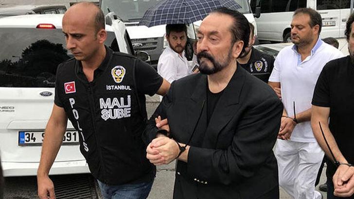 Adnan Oktar davasında 61 sanık hakkında yakalama kararı çıkarıldı