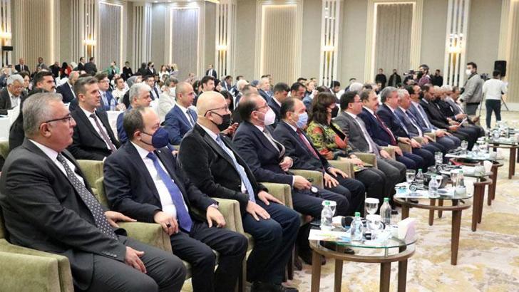 'Türkiye, dünyanın en büyük müteahhitleri listesinde ikinci'