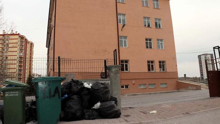 Kayseri'de 220 öğrenci, pilavdan zehirlendi