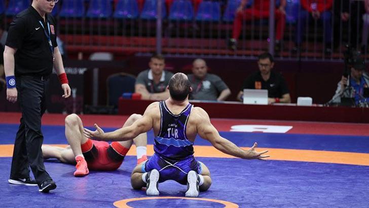 Avrupa tarihinde 100’üncü altın madalya Feyzullah Aktürk’ten geldi