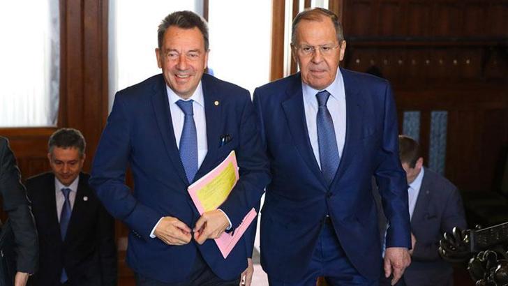 Rusya Savunma Bakanlığı: İnsani koridor için Mariupol’da ateşkes ilan edildi