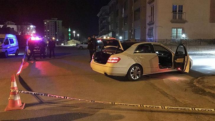 Market sahibini eski çalışanı tabancayla yaraladı