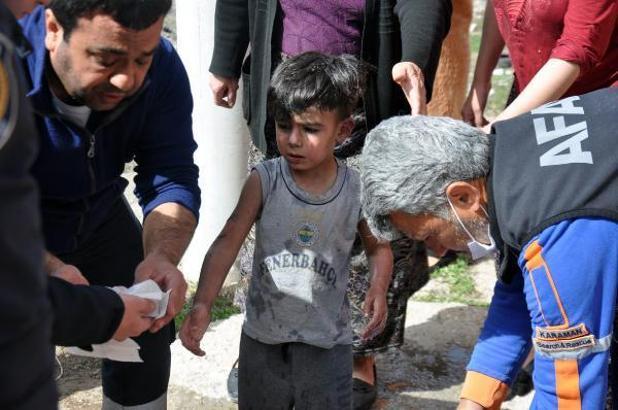 Çığlıklara koşup, 5 aylık bebeği alevlerin arasından çıkardı