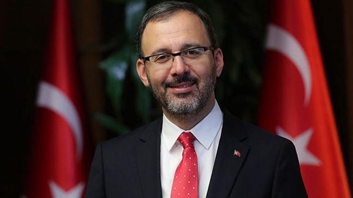 Bakan Kasapoğlu, Avrupa şampiyonu olan Kadın Güreş Milli Takımı'nı tebrik etti