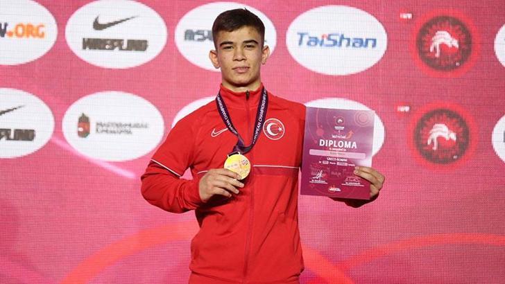 Emre Mutlu'dan bronz madalya