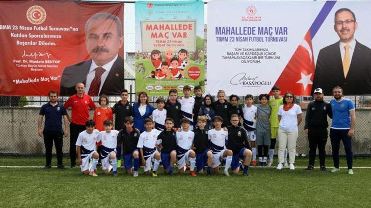 TBMM 23 Nisan Futbol Turnuvası'nda yarı final maçları oynandı
