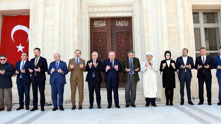 Meclis Başkanı Şentop: Camiler, medeniyetimizin nişanesi