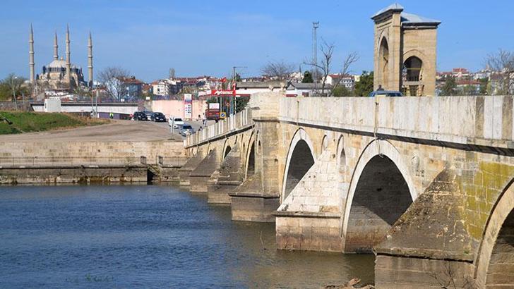 Edirne'de, geçen yıl taşan Tunca Nehri'nin debisi bu yıl düştü
