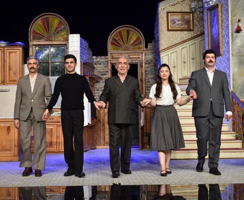 Usta oyuncu Şener Şen Beşiktaş’ta ikinci kez seyirciyle buluştu