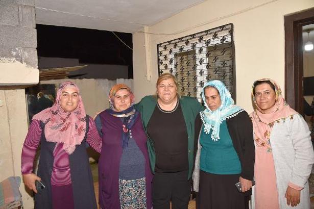Hülya Erdem iftarda ailelere konuk oluyor
