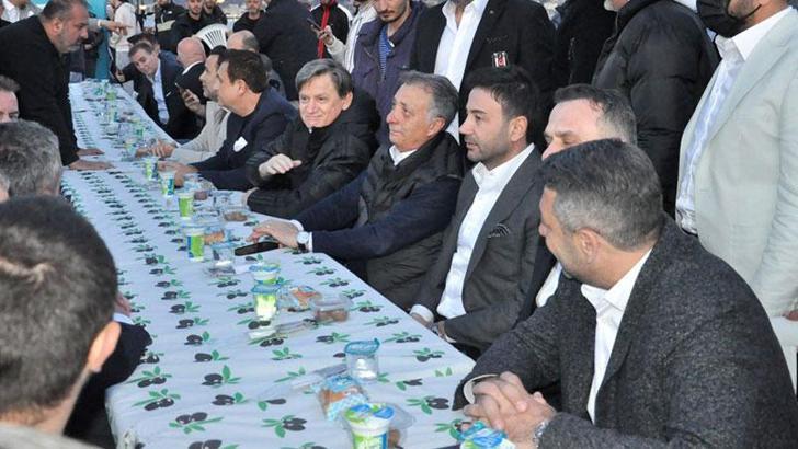 Beşiktaş Başkanı Çebi, taraftarlarla iftarda bir araya geldi
