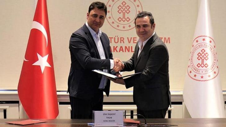 Müzik dünyasının iki devi bir araya geldi