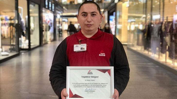 Temizlik görevlisi, bulduğu 45 bin lirayı sahibine verdi