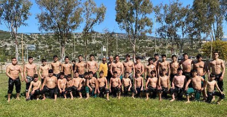 Demreli güreşçiler yeni sezonu açtı