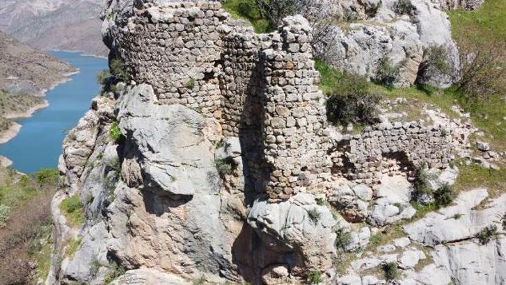Adıyaman'da 1800 yıllık askeri gözetleme kulesi korumaya alınıyor