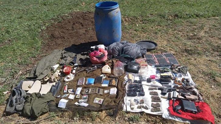 Batman'da 'Eren Kış-34' operasyonunda çok sayıda sığınak ve depo imha edildi