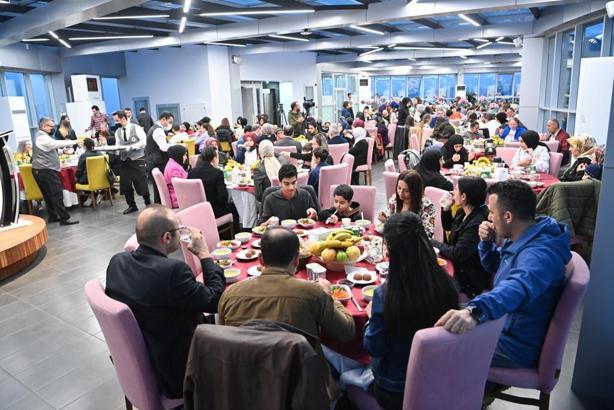 Tuzla’da yetim ve öksüz çocuklar aynı sofrada buluştu