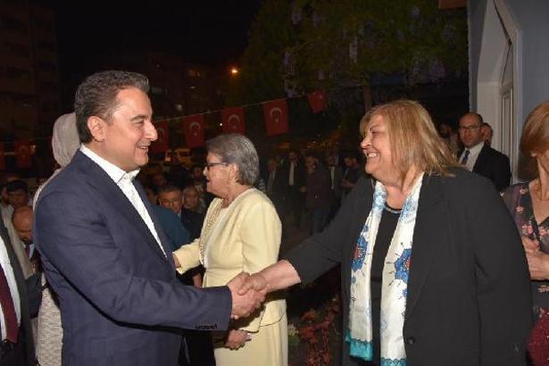 Ali Babacan ile Başkan Erdem şehit aileleriyle buluştu