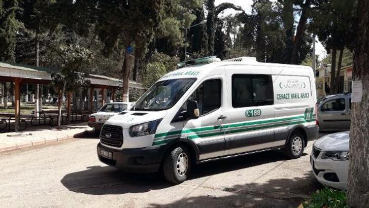 Mersin'den aldığı motosikletle geldiği Gaziantep’te kazada öldü