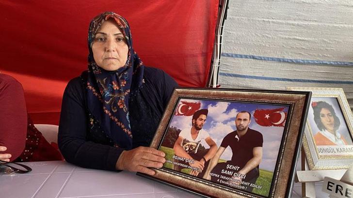 Evlat nöbetindeki anne: Evlatlarımızın yolunu dört gözle bekliyoruz