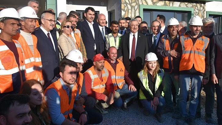 Bakan Kurum: İzmir'de 13 bin 500 konut inşa edildi