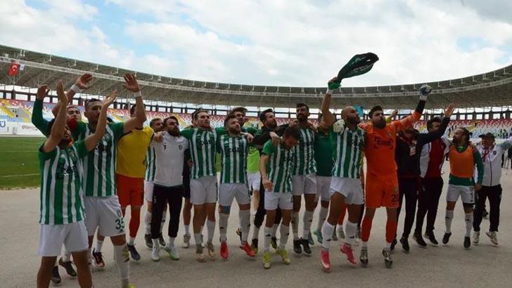 Efeler 09 FK 3'üncü Lig için finale çıkıyor