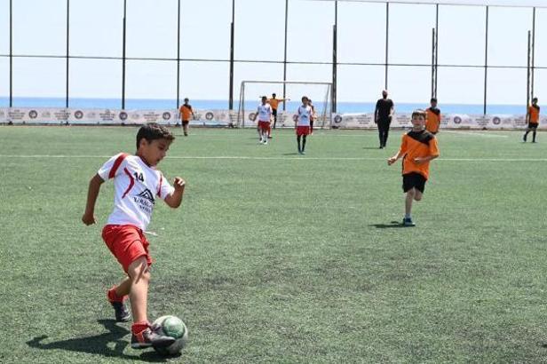 Beymelek Kupası'nı Yunus Emre İlkokulu kazandı