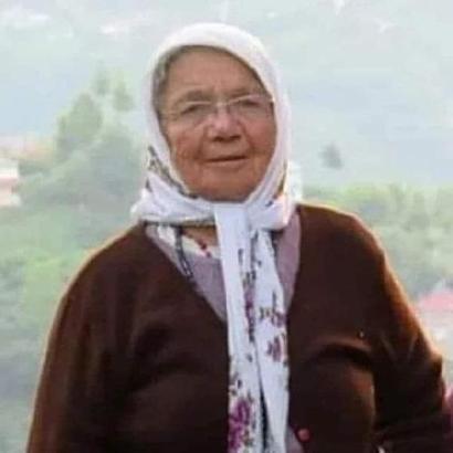 Komşudan dönen yaşlı kadın yol kenarında ölü bulundu