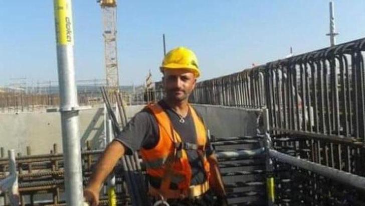 Pres makinesine sıkışan işçi öldü