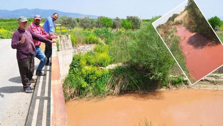 Nif Çayı kırmızı aktı; çiftçi tedirgin oldu