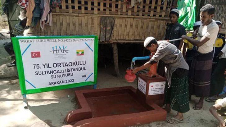 Sultangazi'den Arakan'a yardım eli... Ortaokul öğrencileri su kuyusu açtırdı