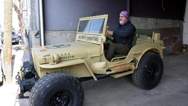 Otelini kapatıp, klasik araç tamircisi oldu